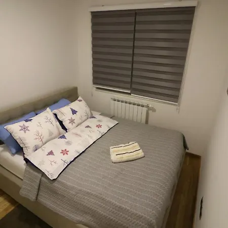 Apartman Tajriks